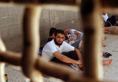 الأسرى الفلسطينيين المضربين عن الطعام في السجون الإسرائيلية